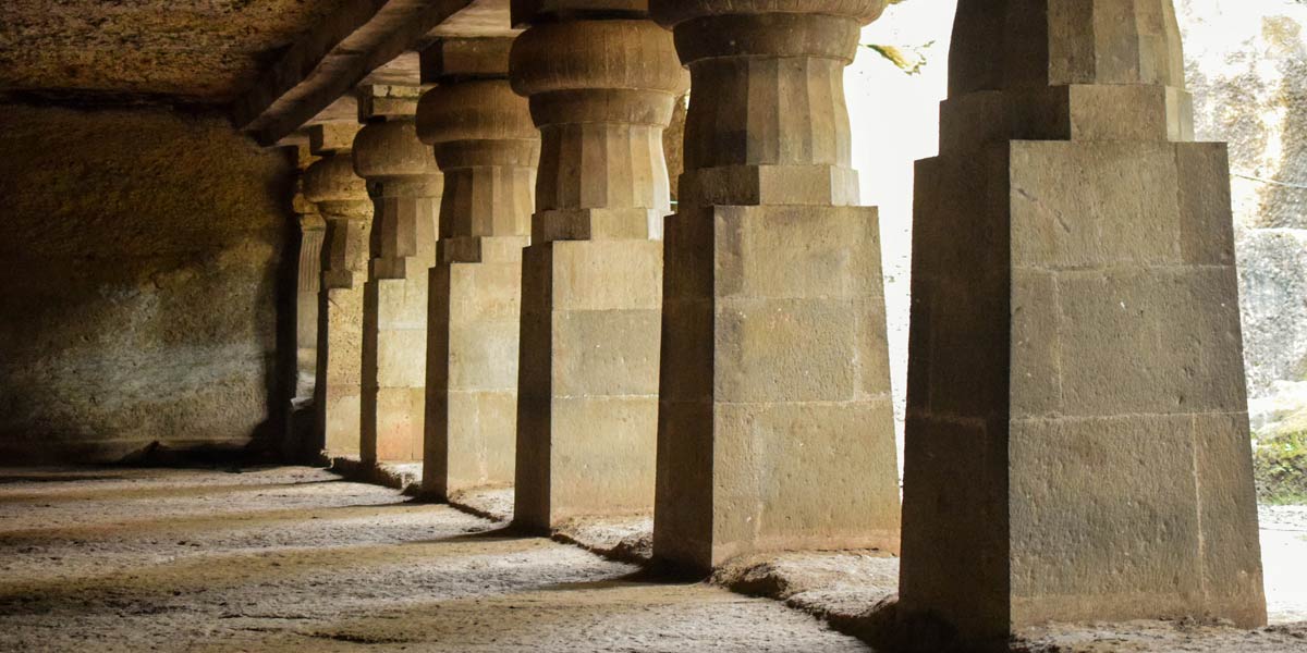 5. Pataleshwar Temple Caves_1